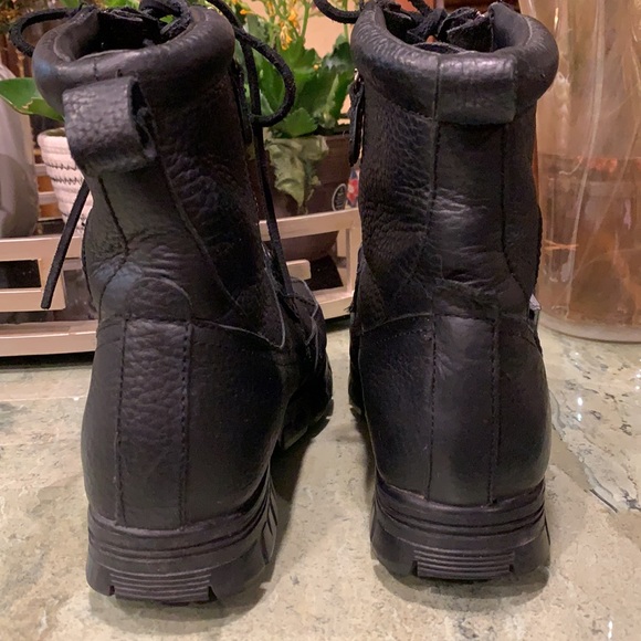 RALPH LAUREN  QUANITA BLACK LEATHER BOOTS, SIZE 7.5 B - Picture 5 of 15